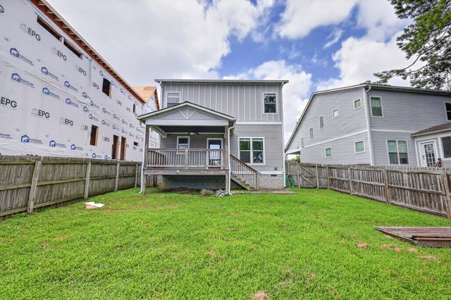 2409B Chapman Dr, Nashville, TN 37206