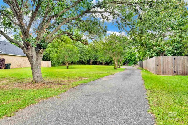 9404 Sable Court, Daphne, AL 36526