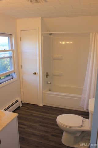 514 Hacey Street, Norway, MI 49870