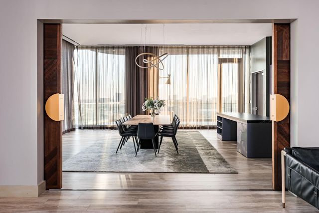 1711 Allen Parkway 1905, Houston, TX 77019