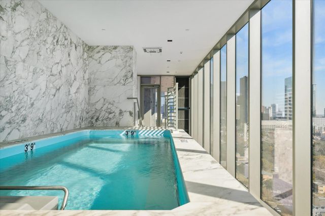 1711 Allen Parkway 1905, Houston, TX 77019