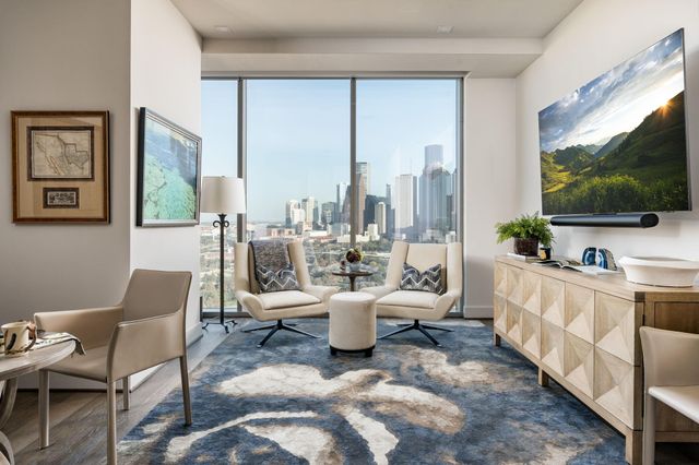 1711 Allen Parkway 1905, Houston, TX 77019