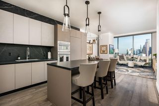 1711 Allen Parkway 1905, Houston, TX 77019