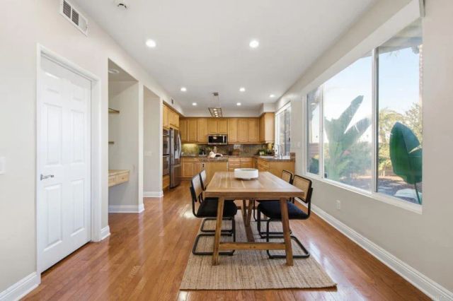 11086 Cedarcrest Way, San Diego, CA 92121