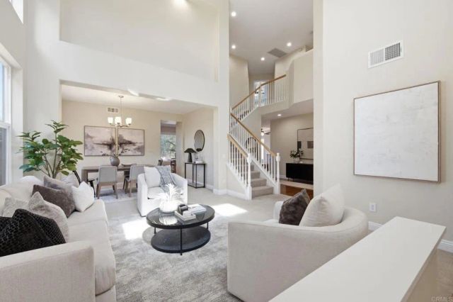 11086 Cedarcrest Way, San Diego, CA 92121