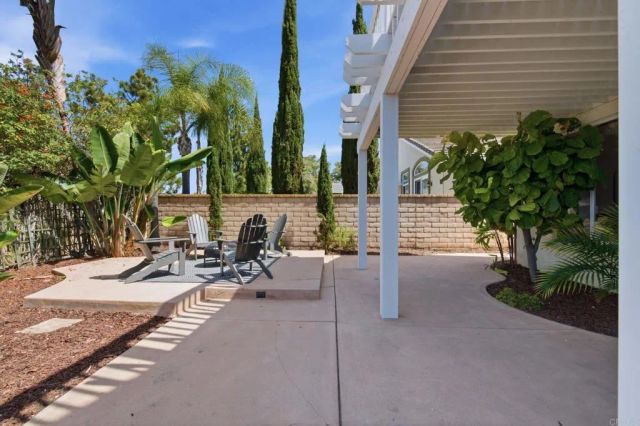 11086 Cedarcrest Way, San Diego, CA 92121