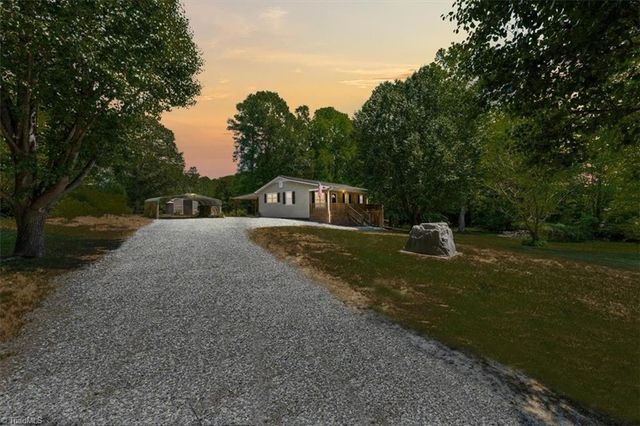4603 Moffitt Mill Road, Ramseur, NC 27316