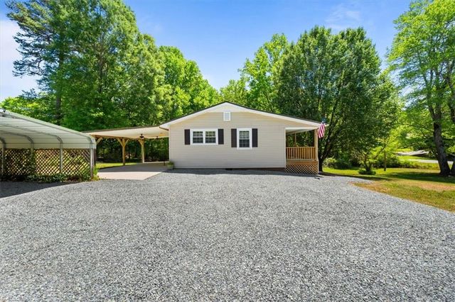 4603 Moffitt Mill Road, Ramseur, NC 27316