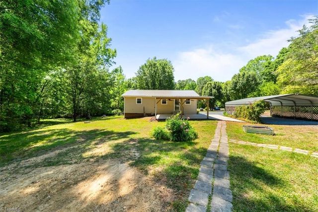 4603 Moffitt Mill Road, Ramseur, NC 27316