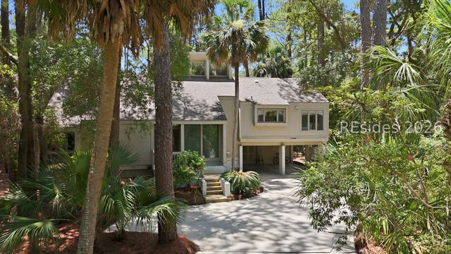 8 Marsh Wren Rd, Hilton Head Island, SC 29928