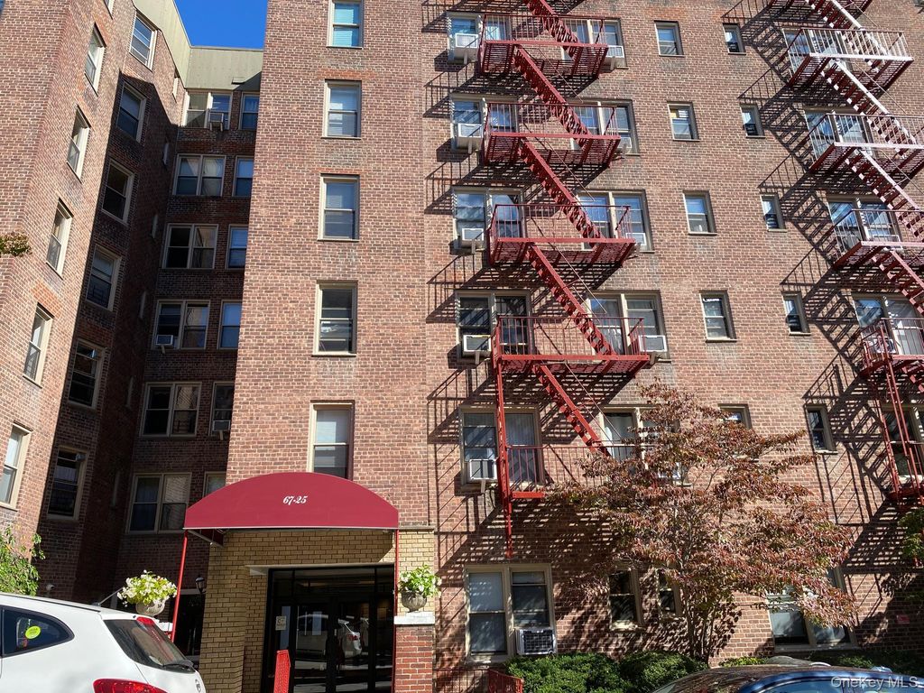 67-25 Clyde Street 1K, Forest Hills, NY 11375