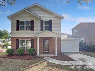 6903 Seney Drive, Charlotte, NC 28214