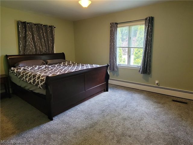 1721 10th Street NE, Massillon, OH 44646