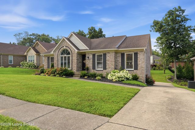 11706 Fountain Hall Ct, Jeffersontown, KY 40299