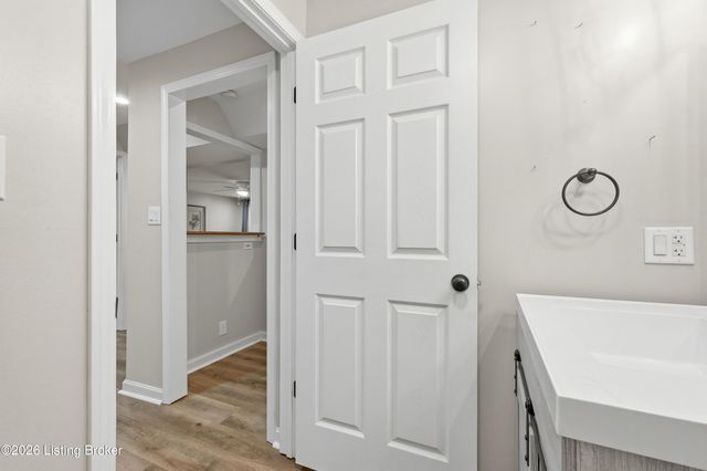 11706 Fountain Hall Ct, Jeffersontown, KY 40299