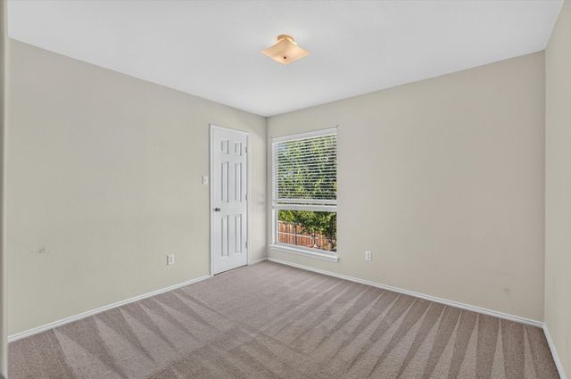 504 Hampton Court, Seagoville, TX 75159