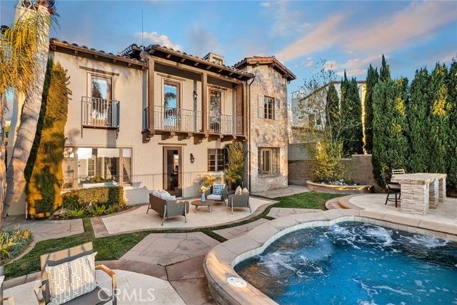 33 Tall Hedge, Irvine, CA 92603