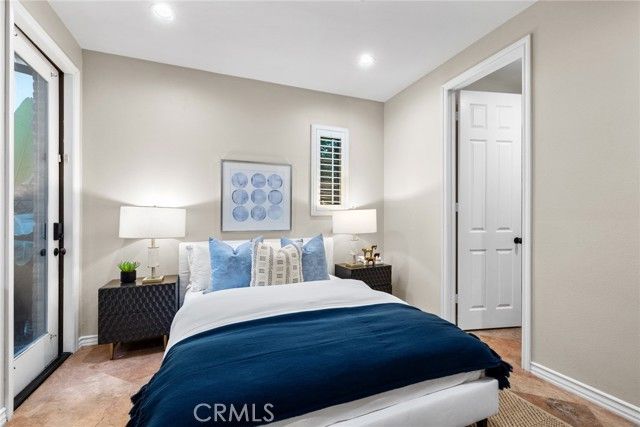 33 Tall Hedge, Irvine, CA 92603