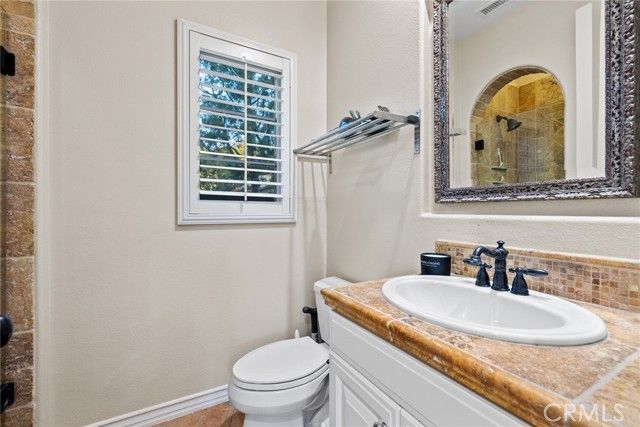 33 Tall Hedge, Irvine, CA 92603