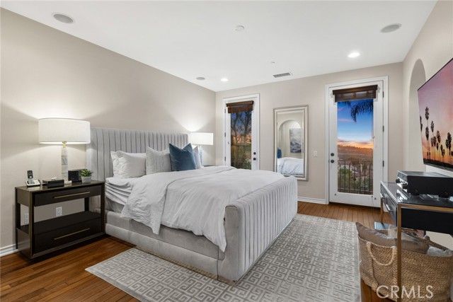 33 Tall Hedge, Irvine, CA 92603