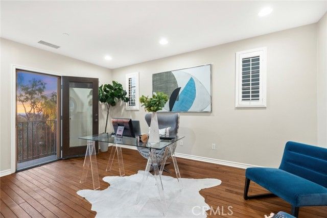 33 Tall Hedge, Irvine, CA 92603