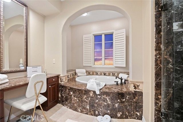 33 Tall Hedge, Irvine, CA 92603