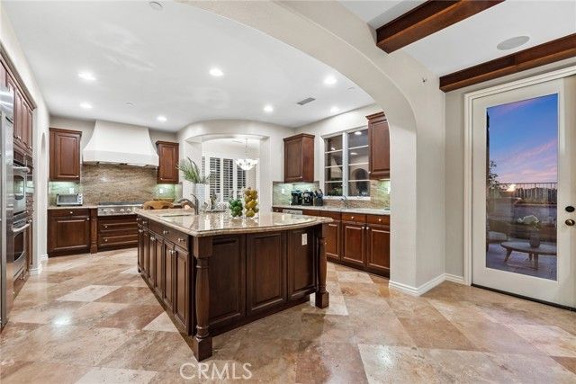 33 Tall Hedge, Irvine, CA 92603