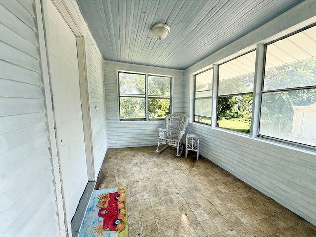 1431 E Vine Street, Des Moines, IA 50316