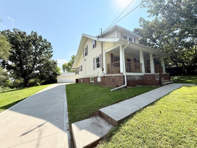 1431 E Vine Street, Des Moines, IA 50316