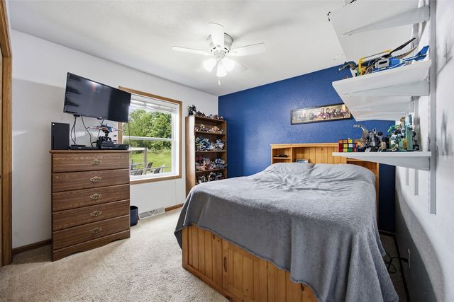 2261 Tamerac Circle, Marion, IA 52302
