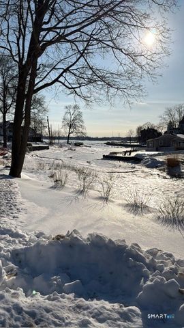 11 Roland Avenue, Norwalk, CT 06855