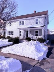 11 Roland Avenue, Norwalk, CT 06855