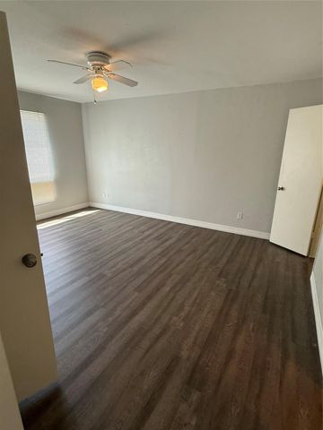17202 Imperial Valley Drive 45, Houston, TX 77060