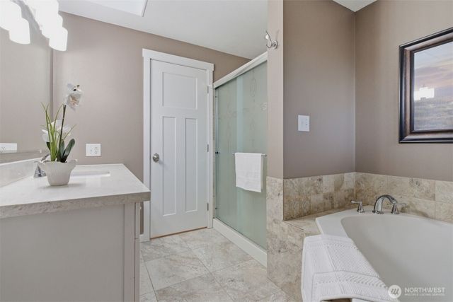 6427 182nd Place SW, Lynnwood, WA 98037