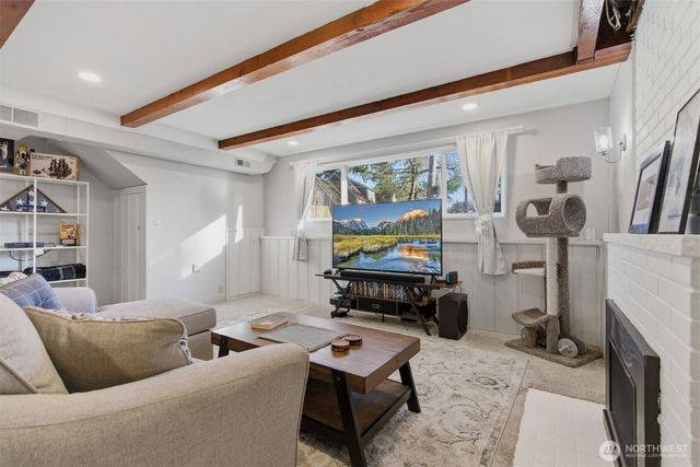 6427 182nd Place SW, Lynnwood, WA 98037