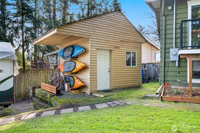 6427 182nd Place SW, Lynnwood, WA 98037