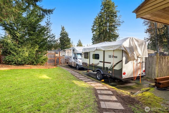 6427 182nd Place SW, Lynnwood, WA 98037