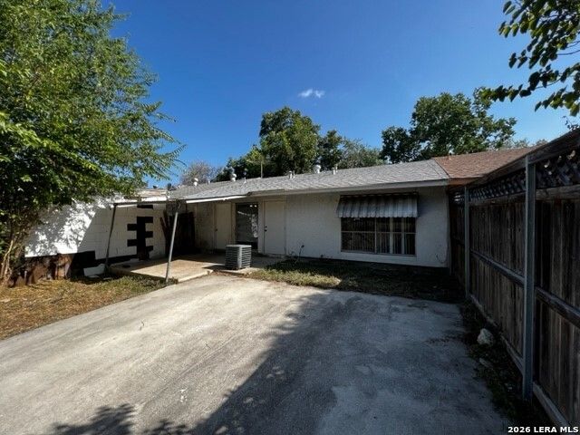 7012 Glen Pass, San Antonio, TX 78239