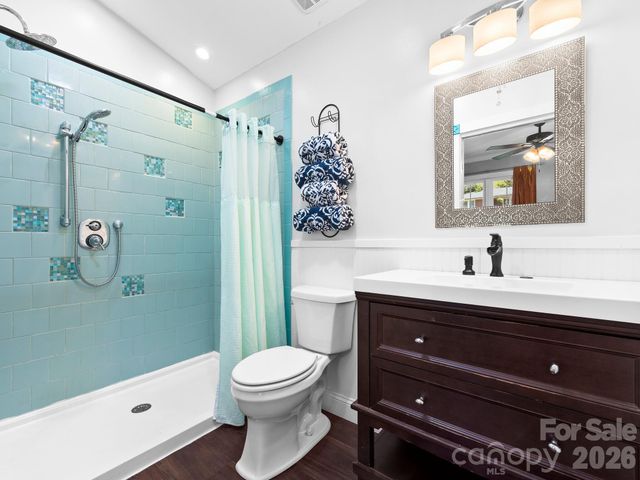 1614 Ridgewood Boulevard, Hendersonville, NC 28791