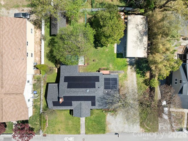 1614 Ridgewood Boulevard, Hendersonville, NC 28791