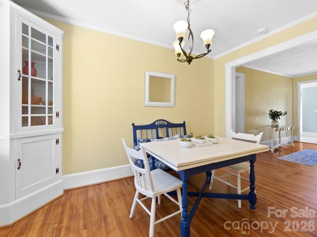 1614 Ridgewood Boulevard, Hendersonville, NC 28791