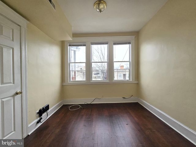 1616 ISHERWOOD ST NE, Washington, DC 20002