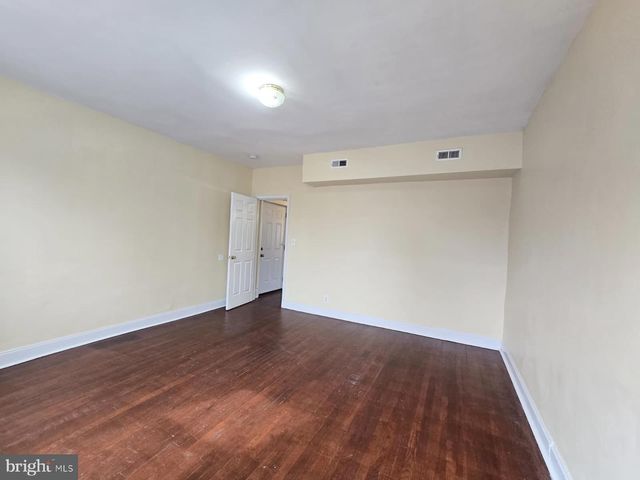 1616 ISHERWOOD ST NE, Washington, DC 20002