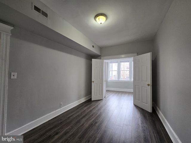 1616 ISHERWOOD ST NE, Washington, DC 20002