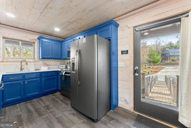 184 Walnut Ridge Drive, Cleveland, GA 30528