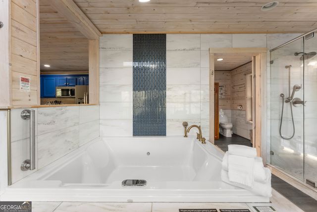 184 Walnut Ridge Drive, Cleveland, GA 30528