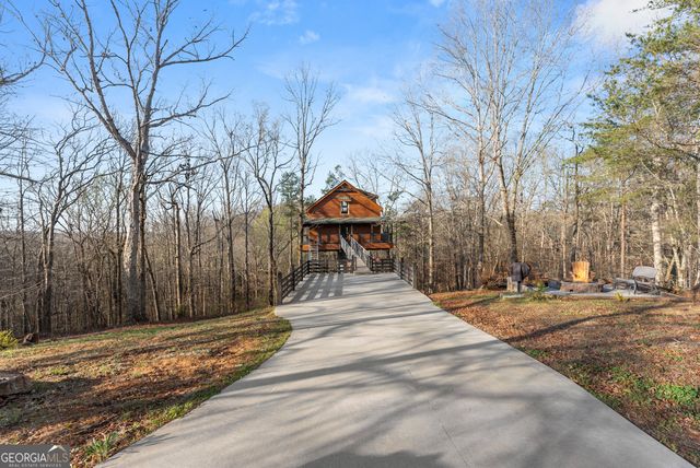 184 Walnut Ridge Drive, Cleveland, GA 30528