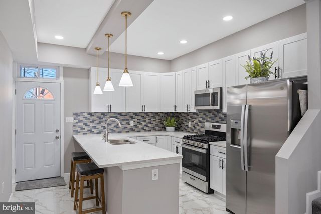 723 N LUZERNE AVE, Baltimore, MD 21205