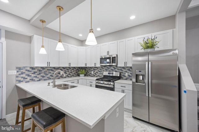 723 N LUZERNE AVE, Baltimore, MD 21205