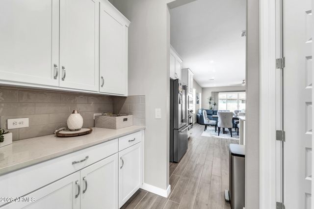 10518 W Albert Lane, Peoria, AZ 85382